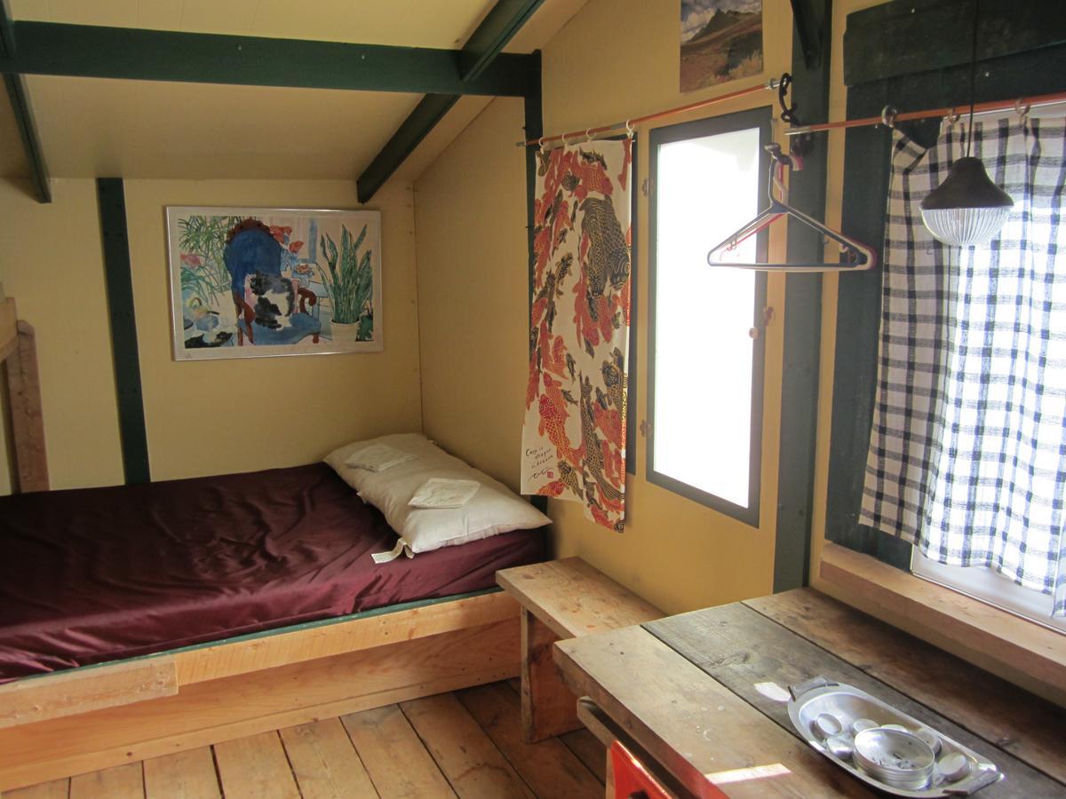 Dawson City River Hostel Екстериор снимка