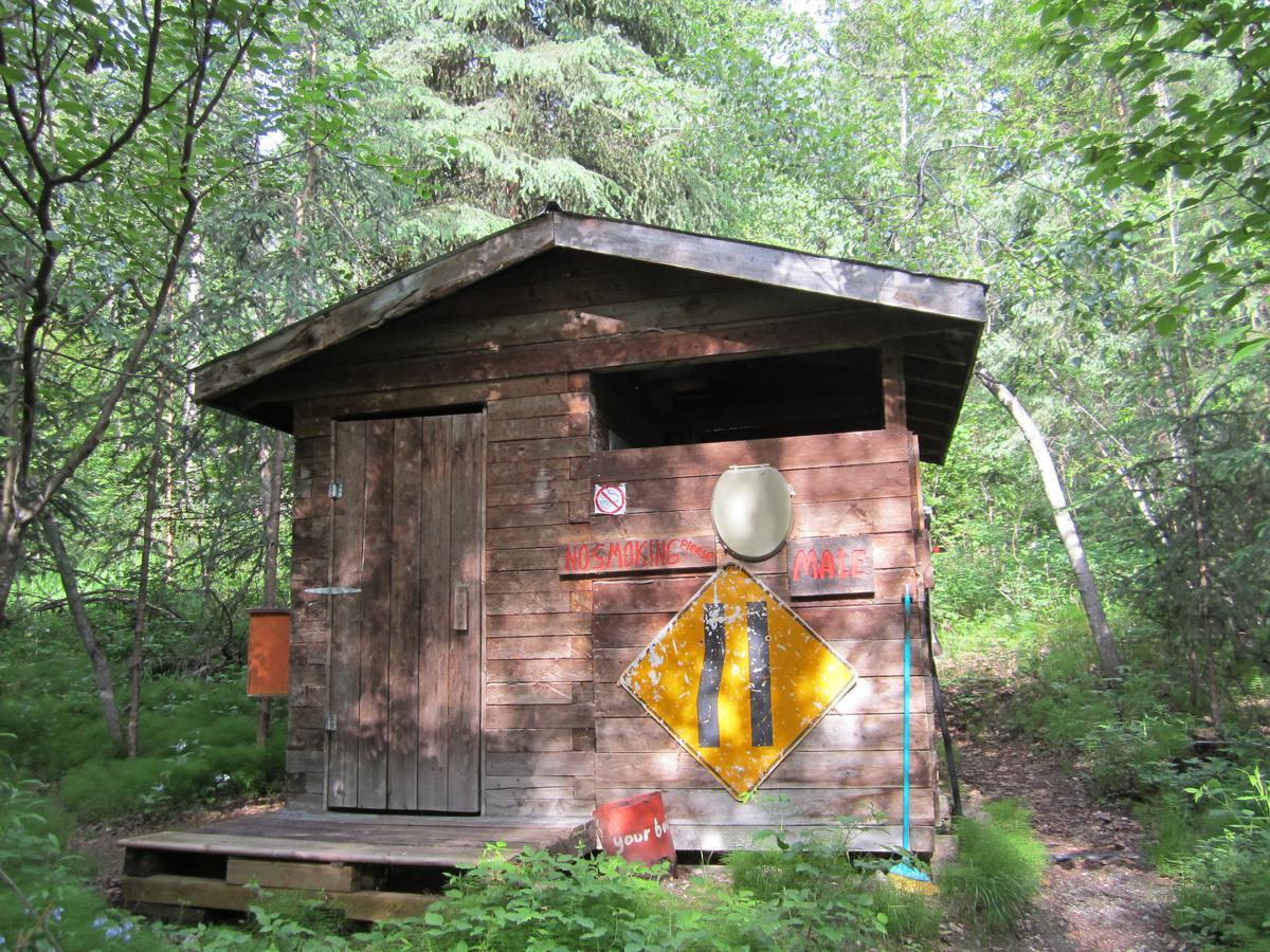 Dawson City River Hostel Екстериор снимка