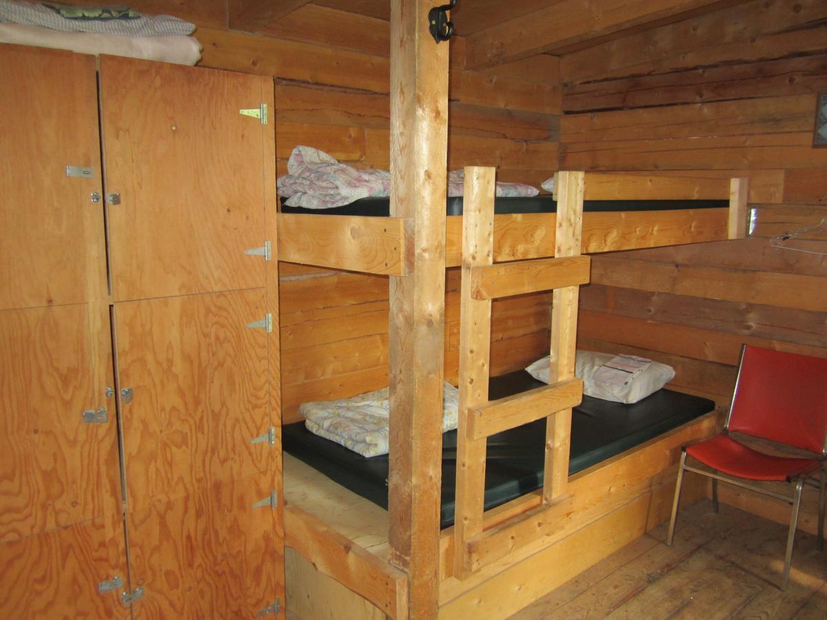 Dawson City River Hostel Екстериор снимка
